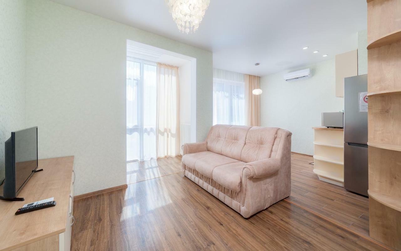 Apartaments In 26 Zhemchuzhina Odessa Exterior photo